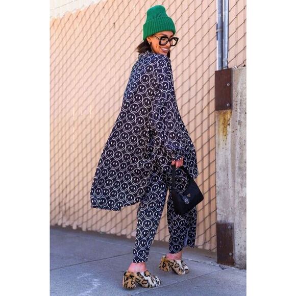 Dressed in LaLa Satin playsuit black & white smiley faces "Current Mood" sz 2XL - Picture 2 of 5